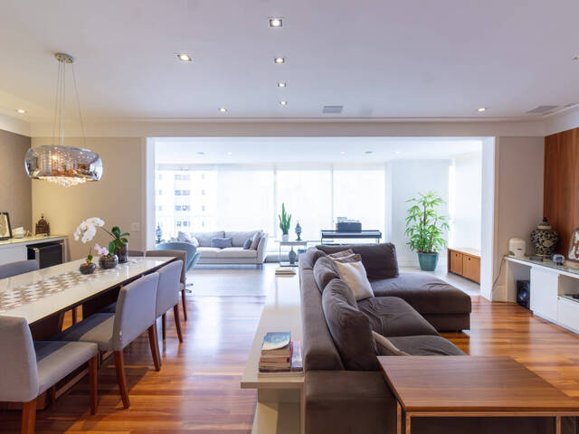 Venda em Moema - São Paulo